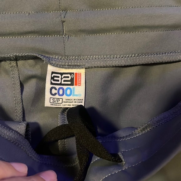 32 Degrees Cool Men’s Shorts, 2-pack | Small - Picture 8 of 11